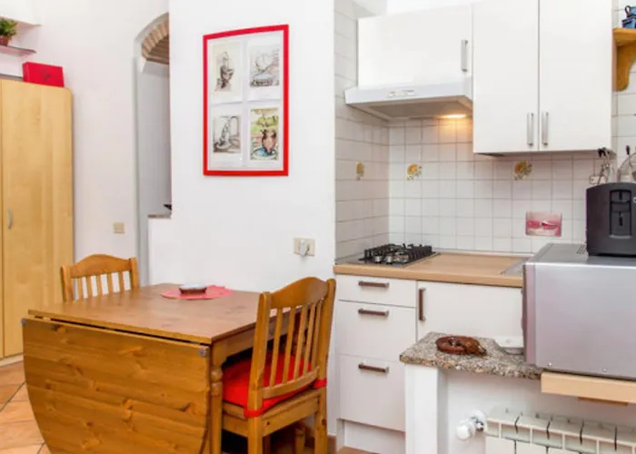 Charming Near The Colosseum In Rome, 45 M² With Balcony Apartamento