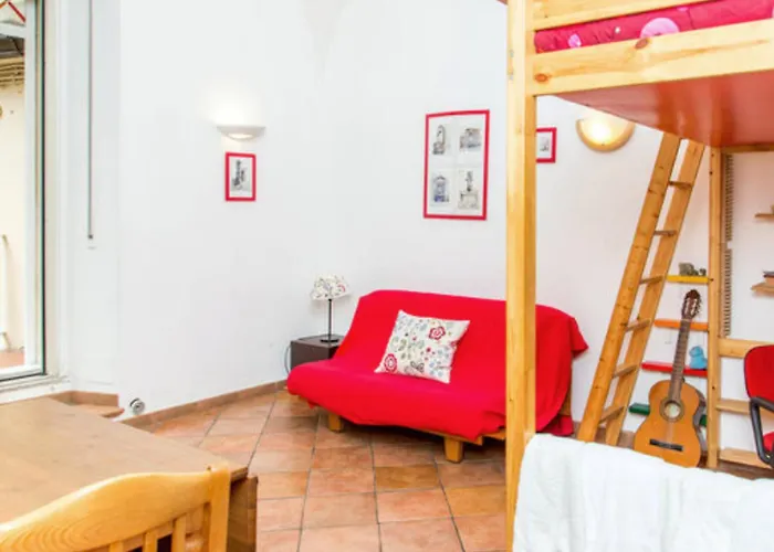 Apartamento Charming Near The Colosseum In Rome, 45 M² With Balcony *